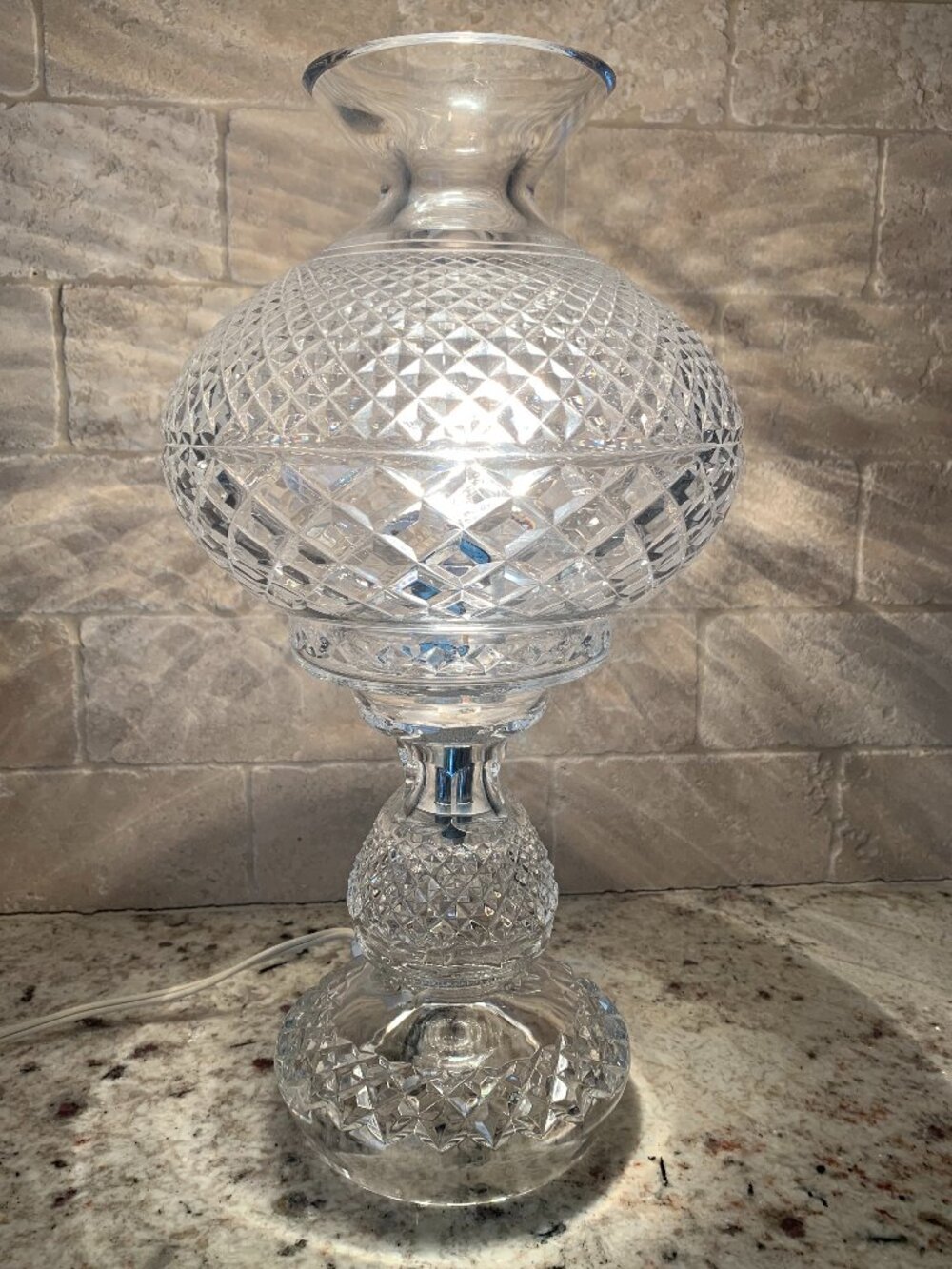 Vintage WATERFORD ALANA INISHMAAN 14" Crystal Electric 2 Piece Hurricane Lamp